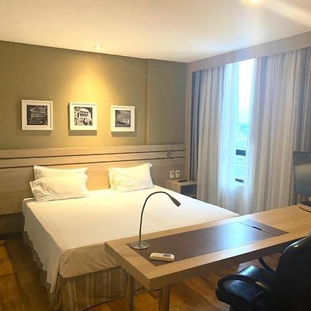 Apart Hotel Sense II - Localizado Em Hotel Μανάους Εξωτερικό φωτογραφία